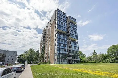 2 Mowat Avenue Kingston ON K7M 1K1