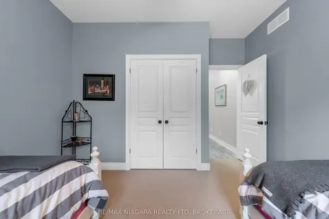 27 Martha Court Pelham ON L0S 1C0
