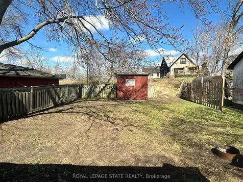 2483 North Shore Drive Haldimand ON N0A 1K0