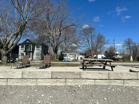 2483 North Shore Drive Haldimand ON N0A 1K0