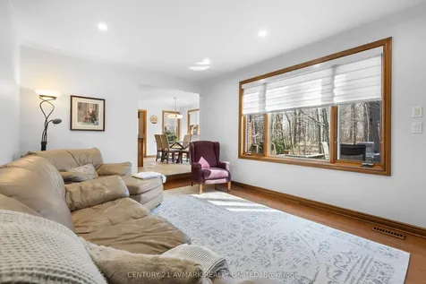 5 Milburn Drive Pelham ON L0S 1E4