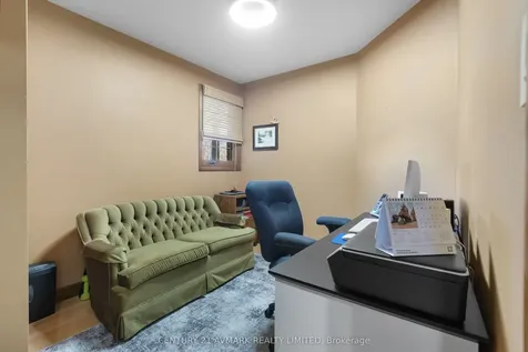 5 Milburn Drive Pelham ON L0S 1E4