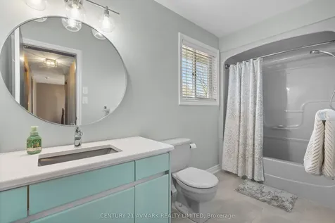 5 Milburn Drive Pelham ON L0S 1E4