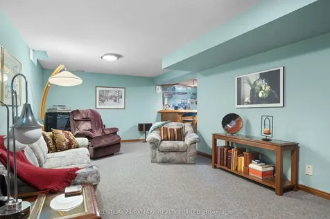 5 Milburn Drive Pelham ON L0S 1E4