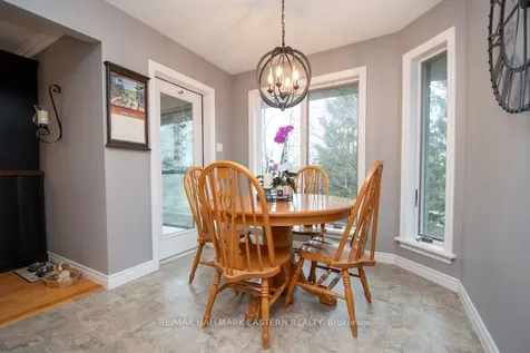 4 Huntingwood Crescent Kawartha Lakes ON K0M 1A0