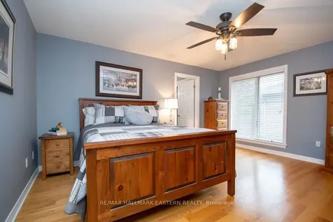 4 Huntingwood Crescent Kawartha Lakes ON K0M 1A0