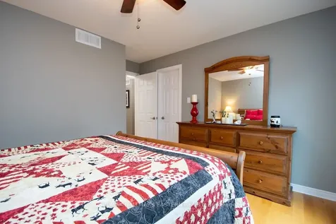 4 Huntingwood Crescent Kawartha Lakes ON K0M 1A0