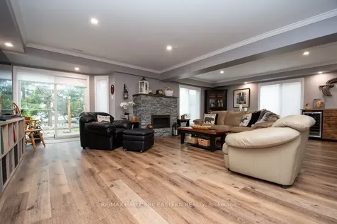 4 Huntingwood Crescent Kawartha Lakes ON K0M 1A0
