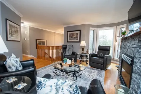 4 Huntingwood Crescent Kawartha Lakes ON K0M 1A0