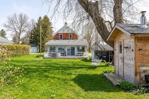 25 Edwin Street W Meaford ON N4L 1E4