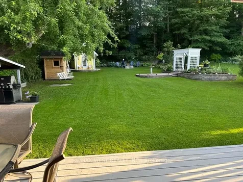 25 Edwin Street W Meaford ON N4L 1E4