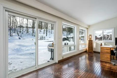 25 Edwin Street W Meaford ON N4L 1E4