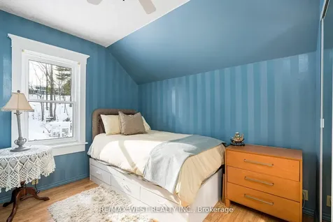 25 Edwin Street W Meaford ON N4L 1E4