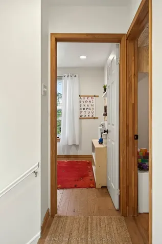 12 East 21st Street Hamilton ON L8V 2T2