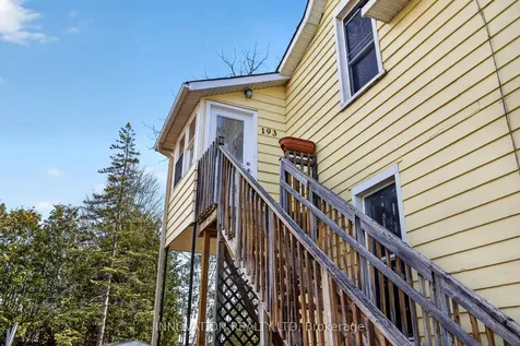 189-191-193 Moffatt Street Carleton Place ON K7C 3K9