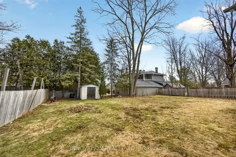189-191-193 Moffatt Street Carleton Place ON K7C 3K9