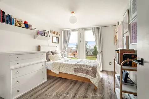 53 Arthur Street S Guelph ON N1E 5K4