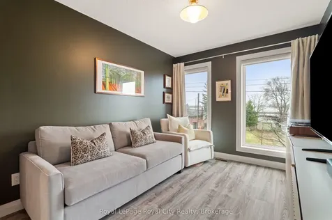 53 Arthur Street S Guelph ON N1E 5K4