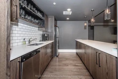 53 Arthur Street S Guelph ON N1E 5K4