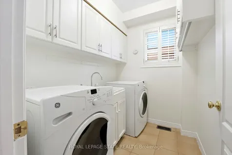 166 Boulding Avenue Hamilton ON L0R 2H3