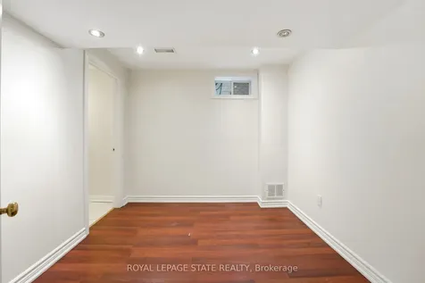 166 Boulding Avenue Hamilton ON L0R 2H3
