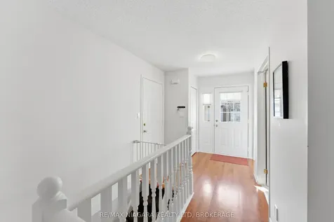 2684 Mewburn Road Niagara Falls ON L2J 0A9
