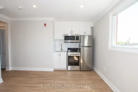 81 Empire Street Welland ON L3B 2L3