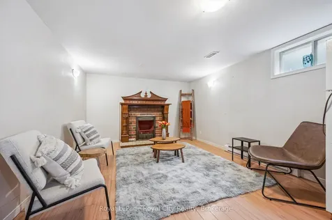 12 Delmar Boulevard Guelph ON N1E 2K8
