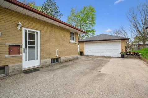 12 Delmar Boulevard Guelph ON N1E 2K8