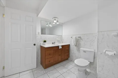 54 Goldcrest Drive Hamilton ON L8G 4T6