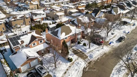 54 Goldcrest Drive Hamilton ON L8G 4T6