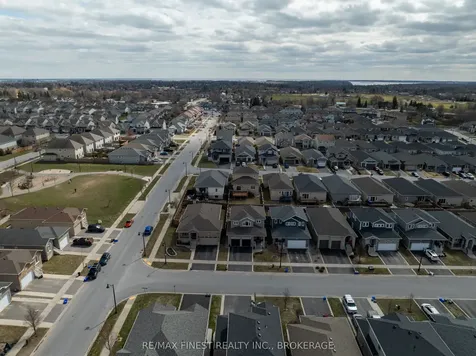 1298 Carfa Crescent Kingston ON K7P 0M9