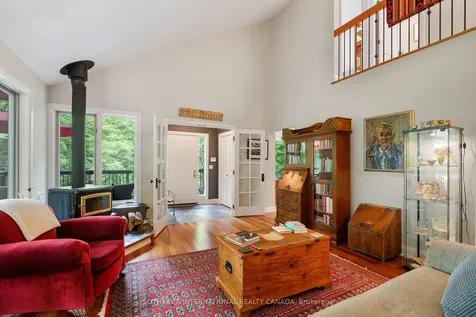 141 Valley Road Hamilton ON L9H 5E2