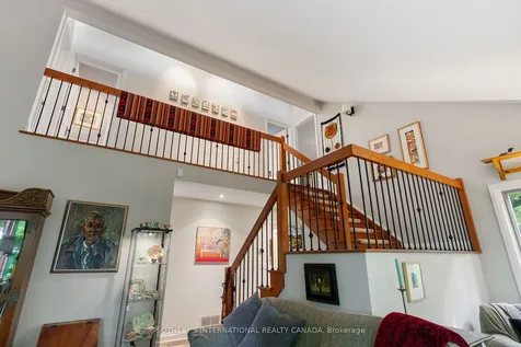 141 Valley Road Hamilton ON L9H 5E2
