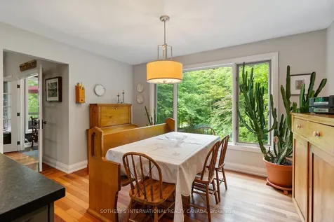 141 Valley Road Hamilton ON L9H 5E2