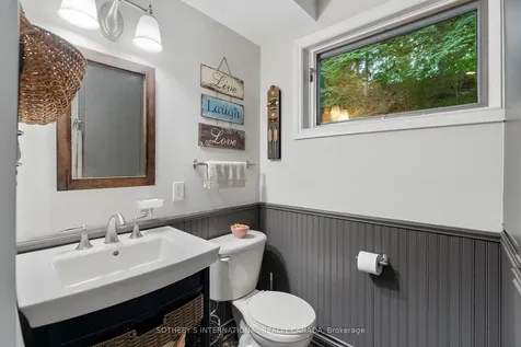 141 Valley Road Hamilton ON L9H 5E2