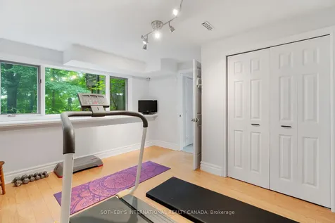 141 Valley Road Hamilton ON L9H 5E2