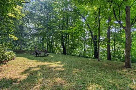 141 Valley Road Hamilton ON L9H 5E2
