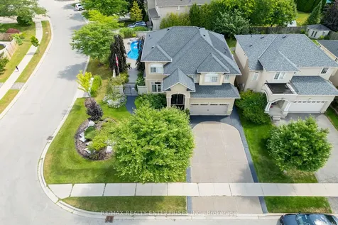 177 Joshua Avenue Hamilton ON L9K 1R7