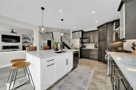 177 Joshua Avenue Hamilton ON L9K 1R7