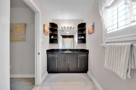 177 Joshua Avenue Hamilton ON L9K 1R7