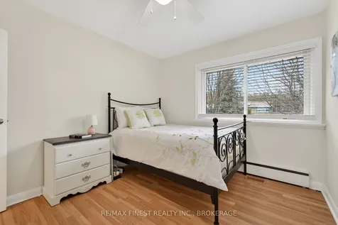 27 Dalgleish Avenue Kingston ON K7L 5H6