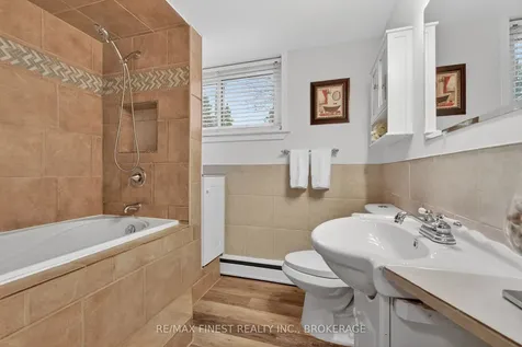 27 Dalgleish Avenue Kingston ON K7L 5H6