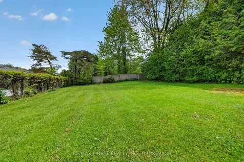 27 Dalgleish Avenue Kingston ON K7L 5H6