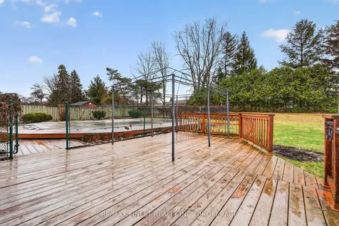 27 Dalgleish Avenue Kingston ON K7L 5H6