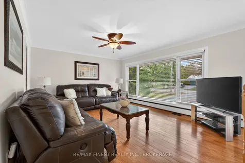 27 Dalgleish Avenue Kingston ON K7L 5H6