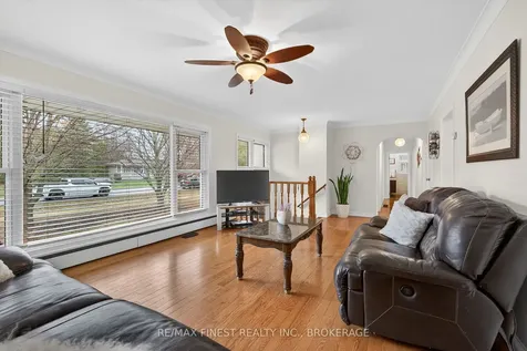 27 Dalgleish Avenue Kingston ON K7L 5H6