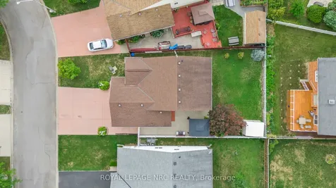 46 Foxhill Crescent St. Catharines ON L2S 3V1
