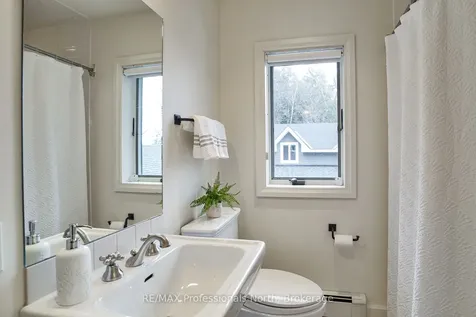 1009-2 Arts Road Lake Of Bays ON P0A 1H0