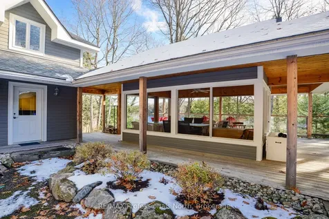 1009-2 Arts Road Lake Of Bays ON P0A 1H0